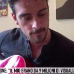 Michele morrone e il dolore per la perdita del padre natale: un’infanzia segnata dalla malattia e dall’assenza