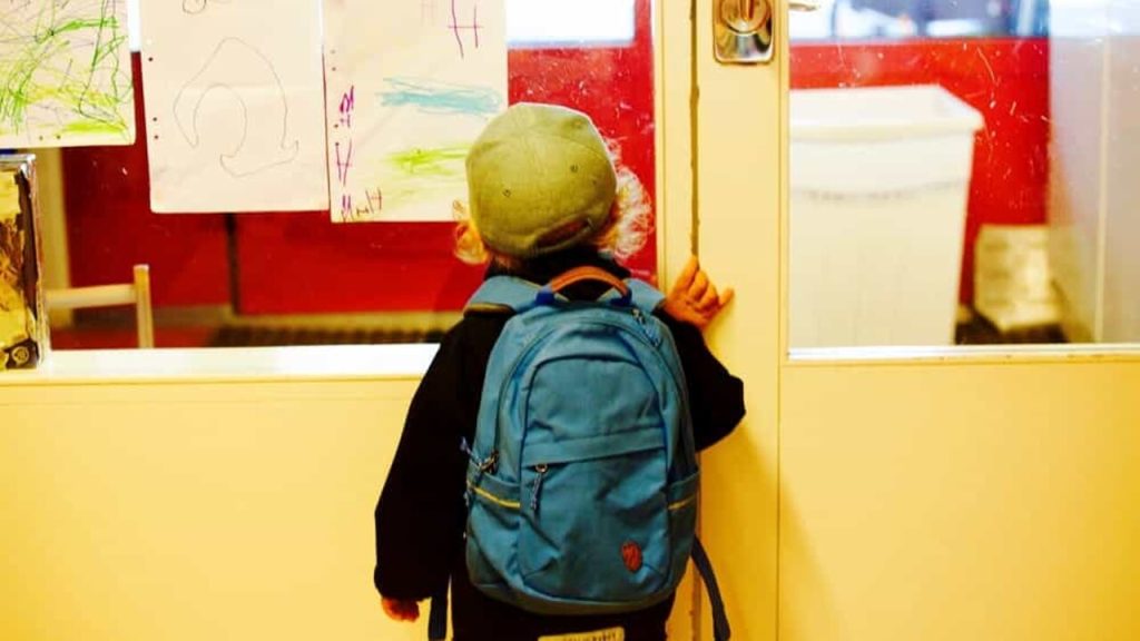 Migliaia_di_bambini_e_adolesce