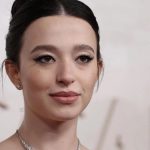 Mikey Madison e Kirsten Dunst insieme nel film reptilia, tra mistero e commercio di animali esotici in florida