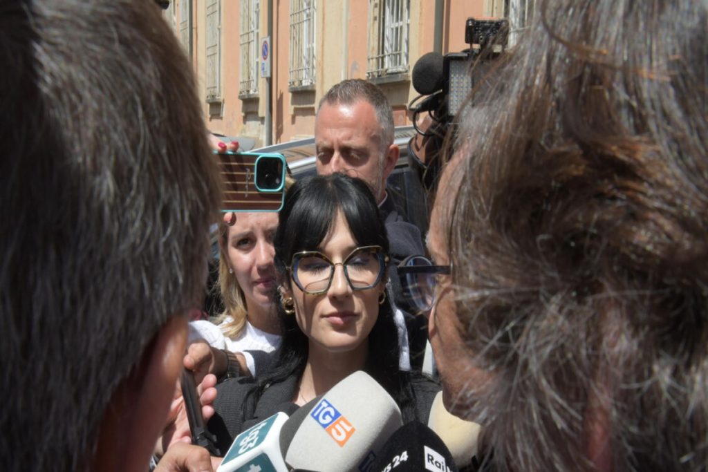 Minacce_via_mail_alla_legale_d