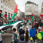 Mobilitazione pro palestina a milano raduna circa 400 persone nelle vie della città
