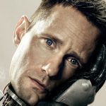 Murderbot su Apple TV+: una serie sci-fi che esplora l’intelligenza artificiale attraverso gli occhi di un androide