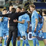 Oltre 350.000 persone in coda per i biglietti del match finale al Maradona tra Napoli e Cagliari