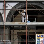 Operaio morto a Russi dopo una caduta dal tetto in cantiere: indagine per omicidio colposo aggravato