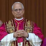 Papa leone XIV eletto dopo il conclave, il cardinale tsarahazana svela i dettagli dell’elezione