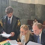 Pausa nel processo milanese per falso in bilancio sul caso visibilia: le difese studiano la riformulazione degli imputi