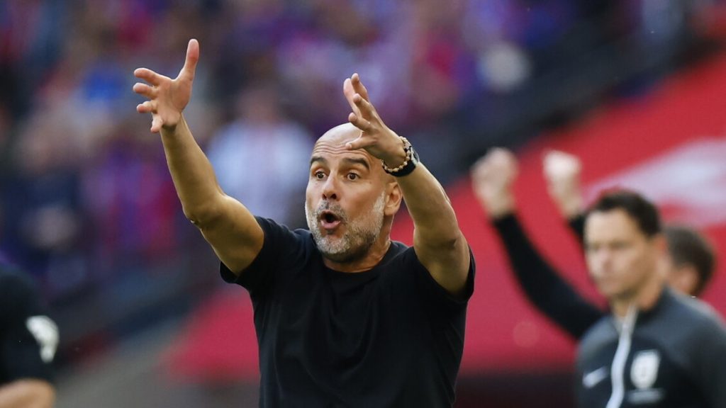 Pep_guardiola_chiede_al_manche