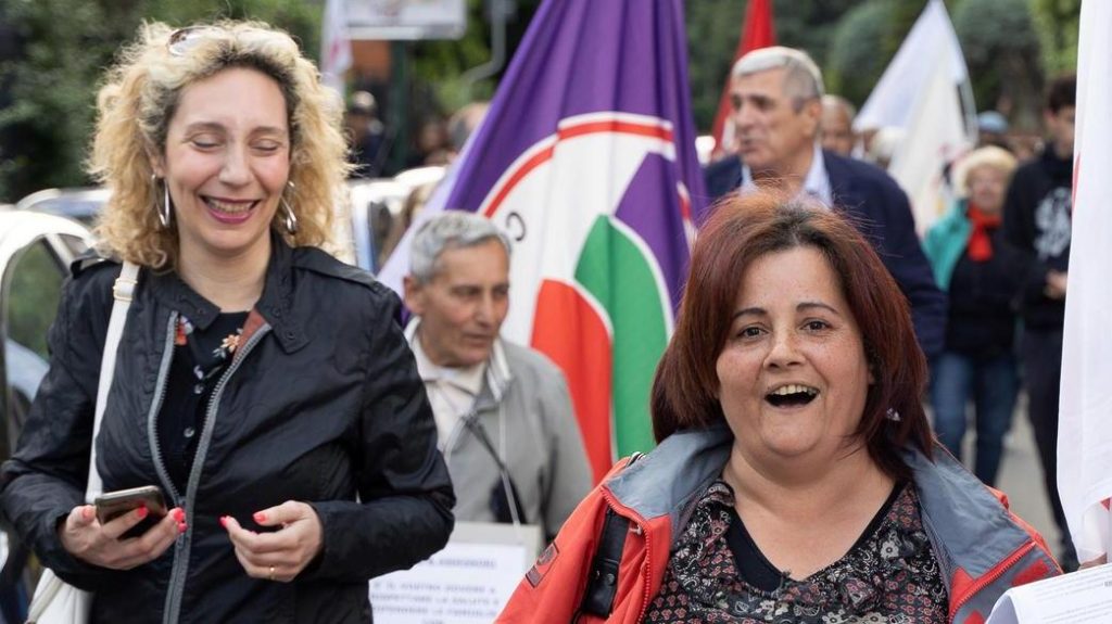 Protesta_sotto_il_municipio_di