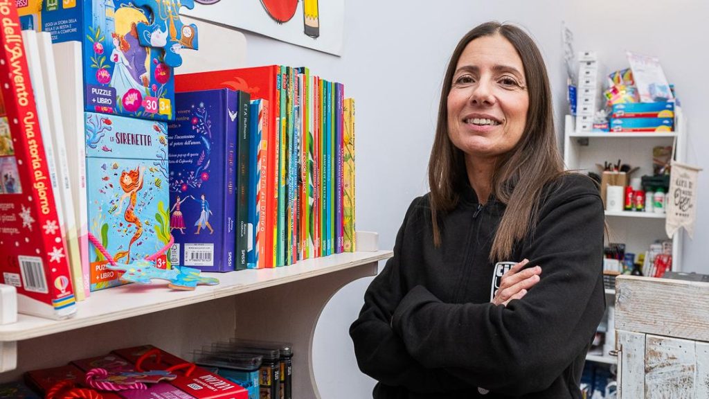 Punta_alla_luna%2C_libreria_al_C