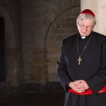 Quanto guadagnano i cardinali: il taglio degli stipendi nella curia romana e le differenze con le diocesi