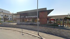 Rapina_in_un_McDonald%E2%80%99s_di_tor