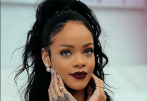 Rihanna_annuncia_la_terza_grav