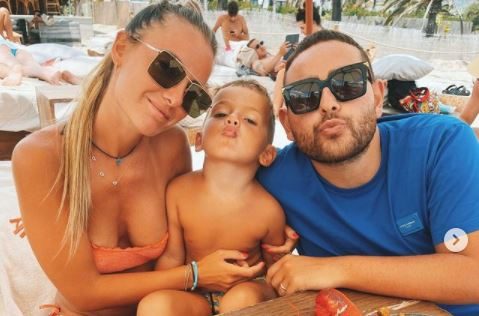 Rocco_hunt_e_ada%3A_il_racconto_