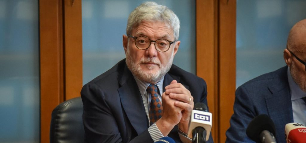 Scontro_tra_direzione_nazional