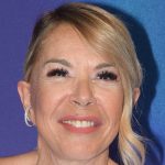Semifinale di amici di maria de filippi, la sfida tra anna pettinelli e lorella cuccarini segna un momento intenso e inedito