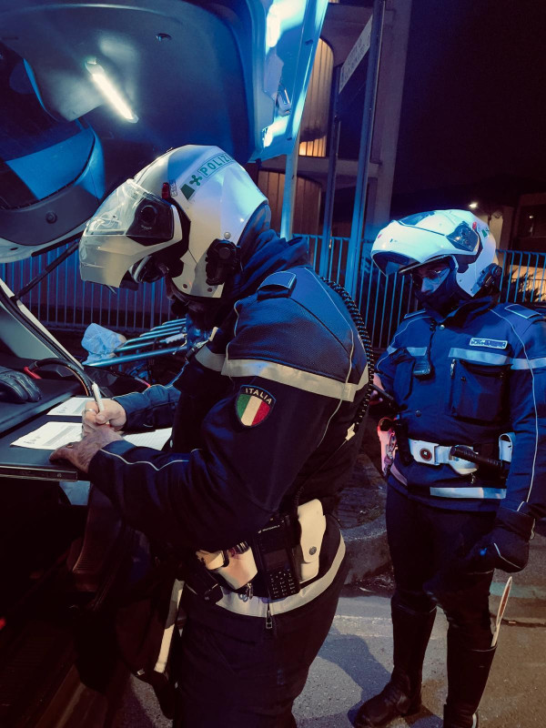 Sette_arresti_per_furto%2C_tacch