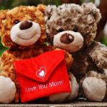 Simboli e immagini per gli auguri buona festa della mamma 2025: come scegliere i dettagli giusti