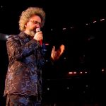 Simone cristicchi e la canzone sul dramma familiare al festival di sanremo 2025 tra malattia e polemiche
