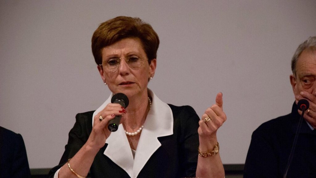 Sindacato_snals_critica_gli_au