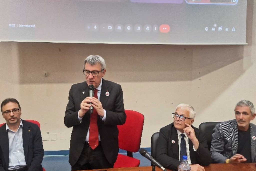 Spinta_delle_opposizioni_per_i
