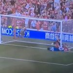 Taiwo Awoniyi del Nottingham Forest in coma farmacologico dopo scontro violento durante la partita di Premier League