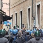Tensione a venezia durante manifestazione contro il ddl sicurezza in chiusura del festival delle regioni