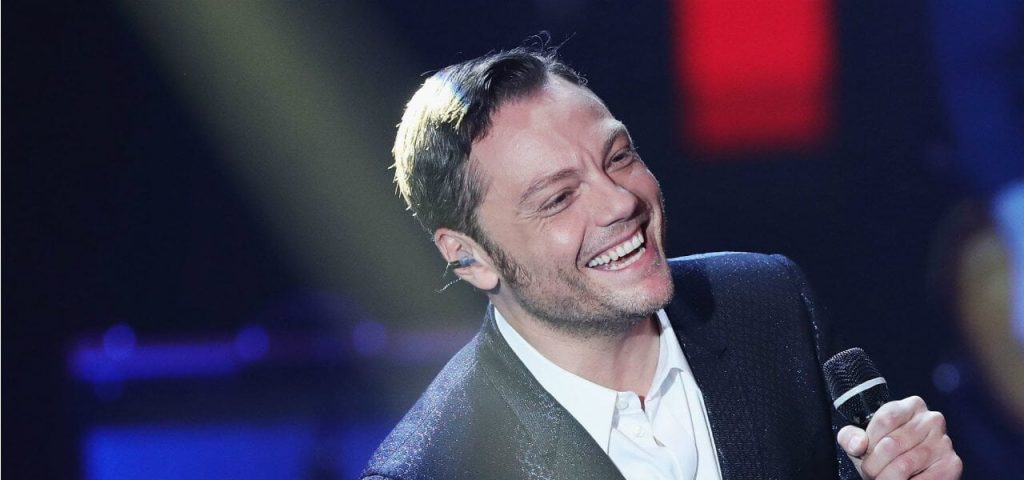 Tiziano_ferro%2C_da_latina_al_su