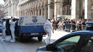 Tragedia_al_duomo_di_milano%3A_u
