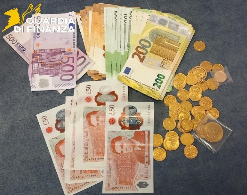 Trovato_con_23.640_euro_nascos