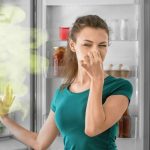 Un trucco semplice per eliminare i cattivi odori dal frigorifero senza fatica