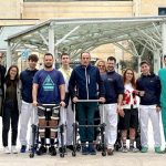Un uomo paraplegico con lesione al cono midollare torna a camminare grazie a neurostimolazione epidurale
