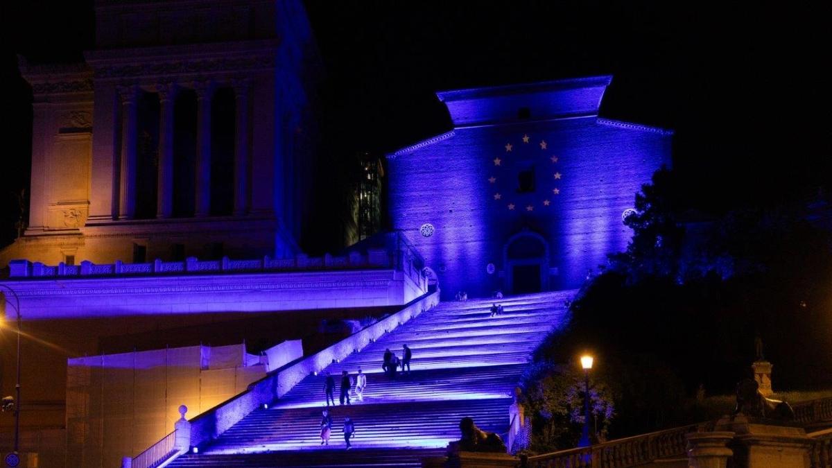 Una_notte_di_luce_blu_a_roma_p