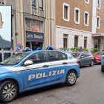 Uomo si getta dal Duomo di milano, probabile si tratti di evaso legato a fatti di cronaca recenti