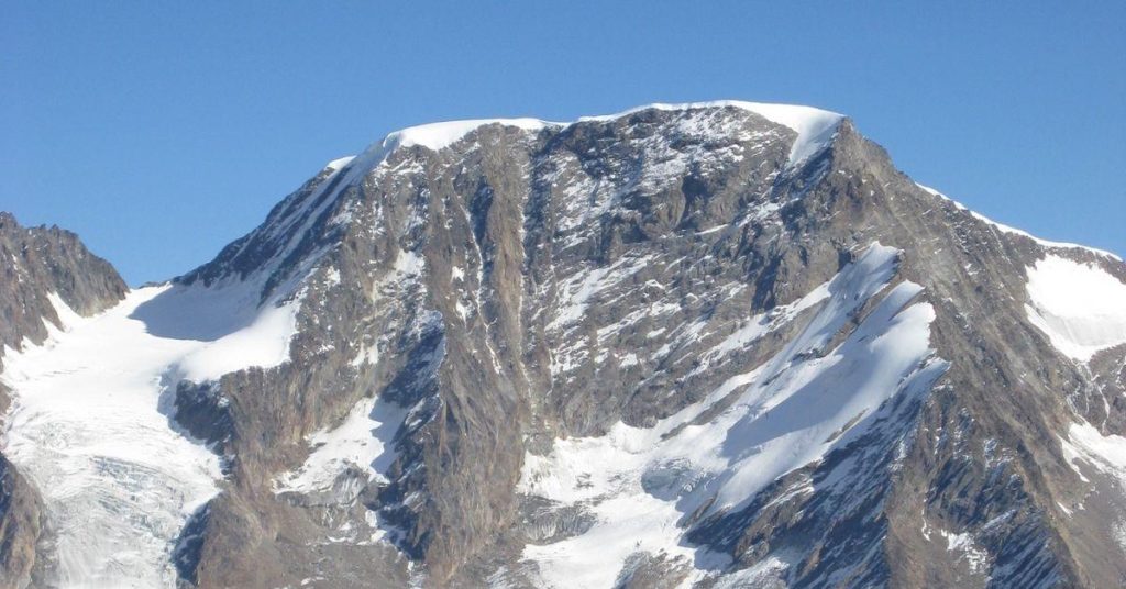 Valanga_sull%E2%80%99alphubel%3A_due_alp