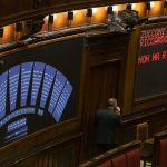 Via libera alla legge sulla cittadinanza: passa la norma sul limite delle generazioni per lo ius sanguinis