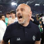 a bologna la consegna del premio nettuno d’oro a vincenzo italiano, allenatore del bologna fc