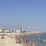 donna travolta da ruspa a cervia durante pulizia spiaggia il 24 maggio 2025: indagini in corso e sicurezza sotto esame
