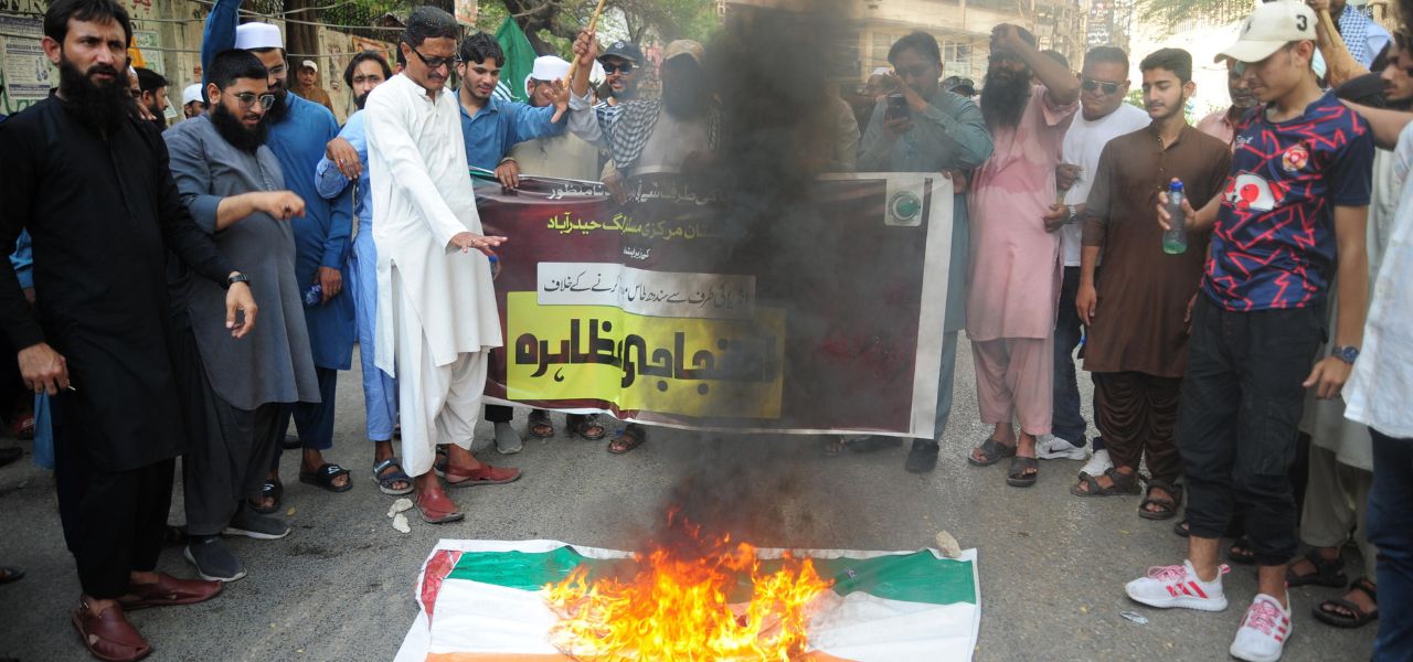 india_e_pakistan_fermano_le_os