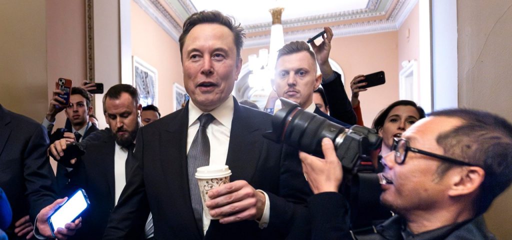la_polemica_tra_Elon_Musk_e_Bi
