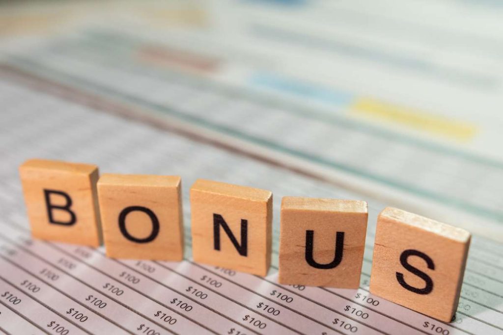 nuovo_bonus_anziani_da_850_eur