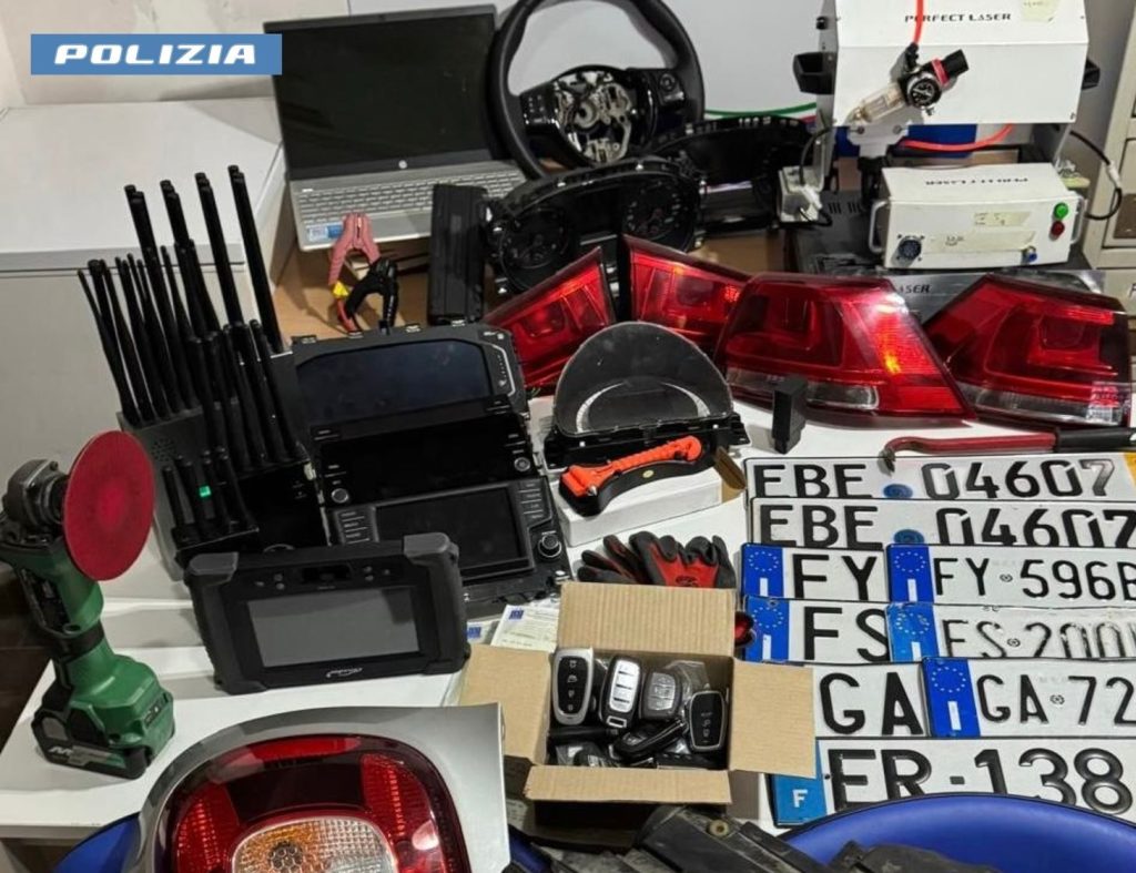scoperta_officina_nascosta_nel