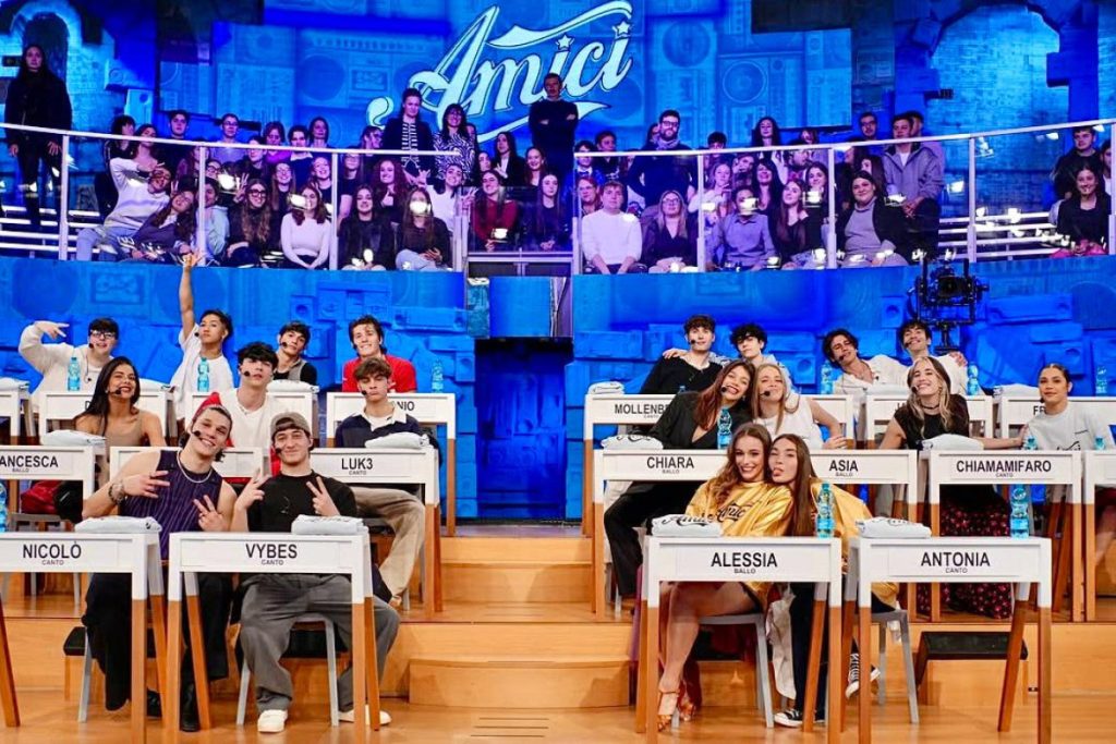 Amici_24%2C_ecco_qual_%C3%A8_l%E2%80%99album_