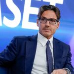Cambio palinsesto su Canale 5 il 2 giugno: pausa per tradimento e doppio appuntamento con beautiful e l’isola dei famosi
