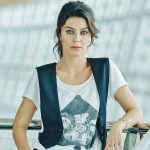 Doppio gioco con alessandra mastronardi su canale 5: una fiction italiana tra poker e spionaggio