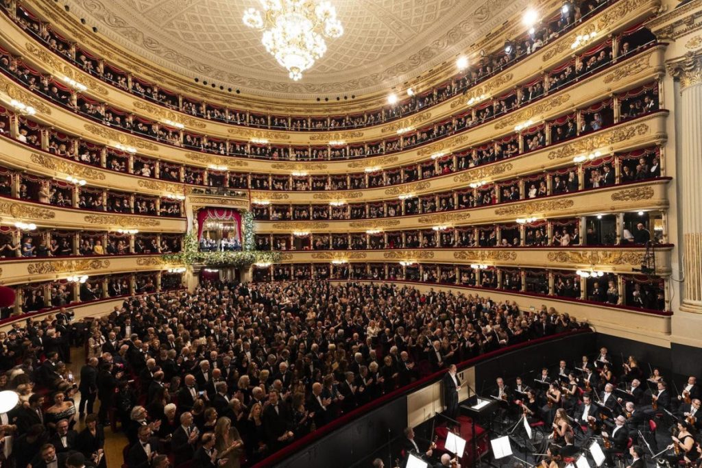 Flash_mob_e_petizione_per_la_r