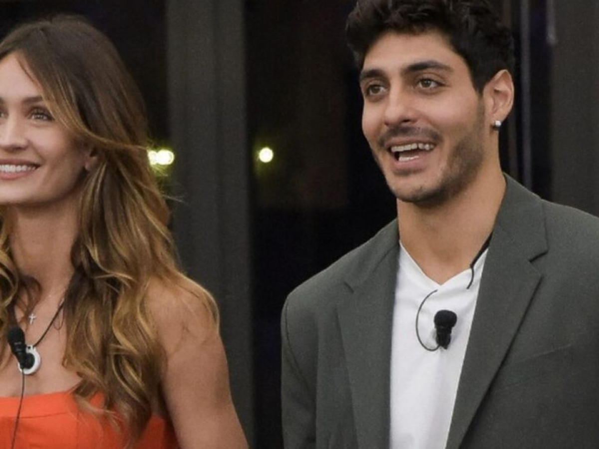 Helena e Javier : tra silenzi , foto di famiglia e dubbi sulla loro ...