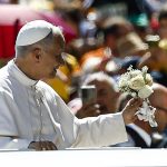Il papa racconta le difficoltà di gestire una agenda fitta durante il pranzo con gli agostiniani