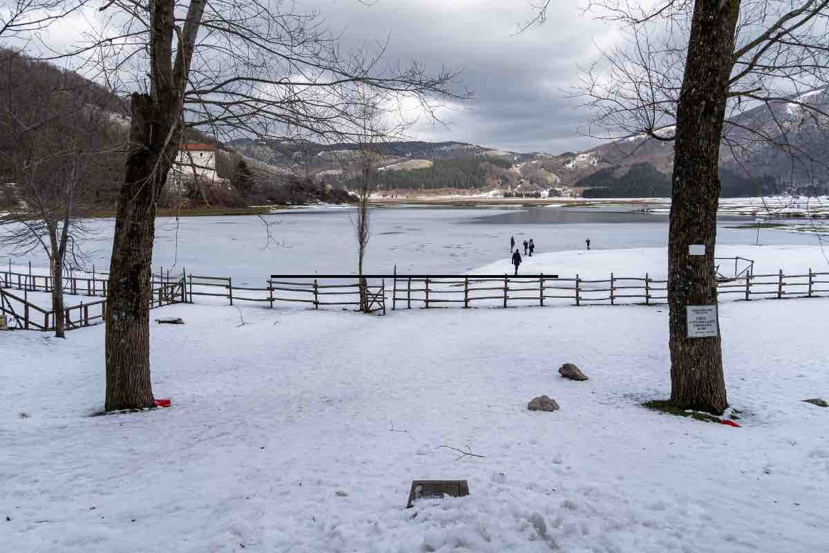 lago Laceno