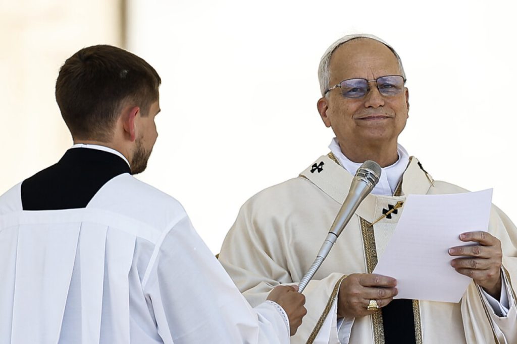 Papa_leone_XIV_condanna_ogni_f