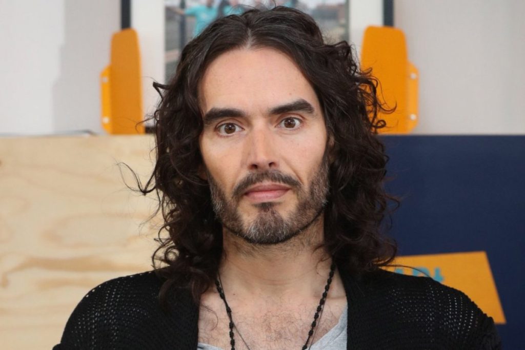 Russell_Brand_nega_tutte_le_ac